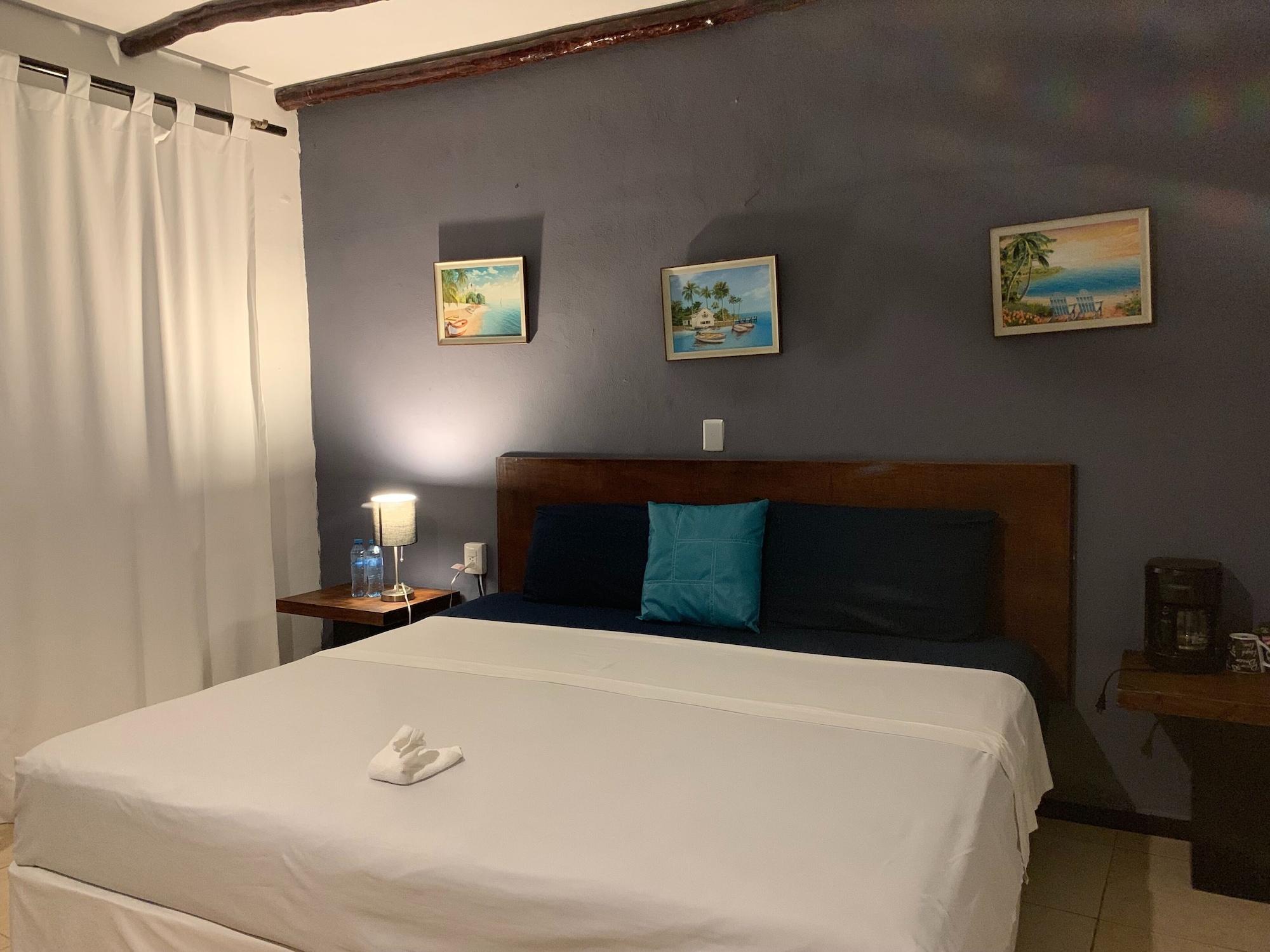 Hotel Arenas Mahahual Bagian luar foto