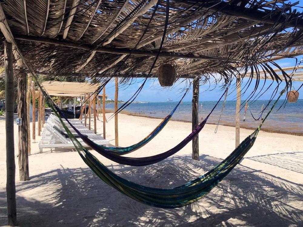 Hotel Arenas Mahahual Bagian luar foto