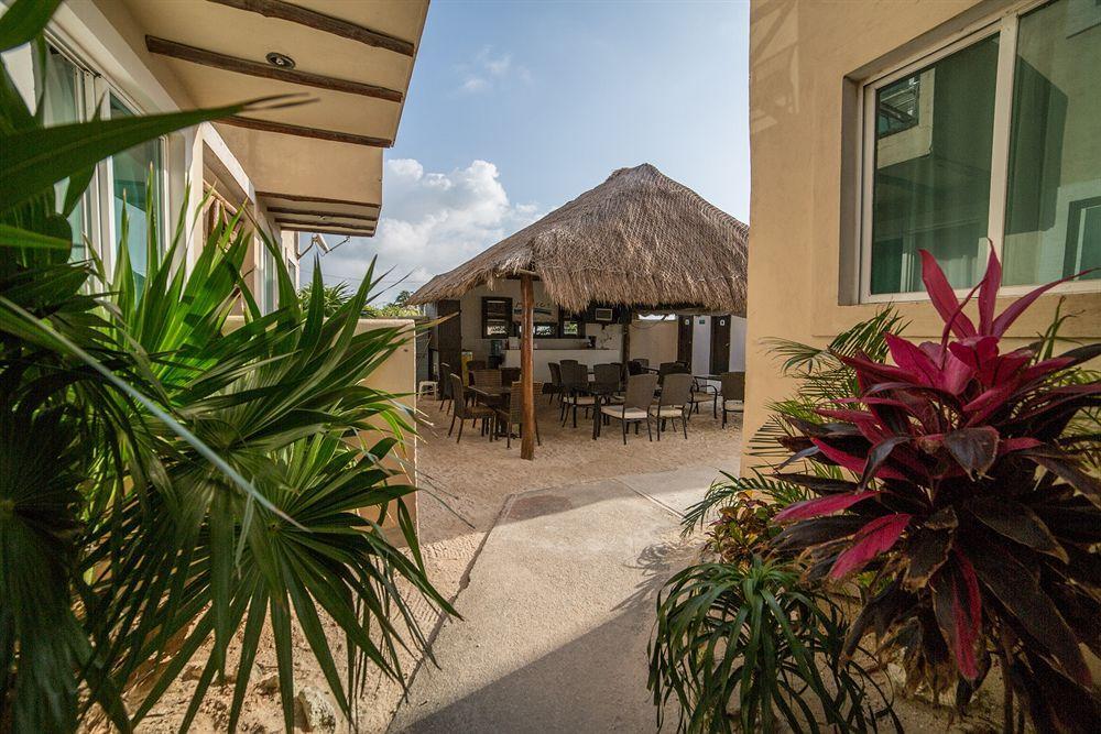 Hotel Arenas Mahahual Bagian luar foto