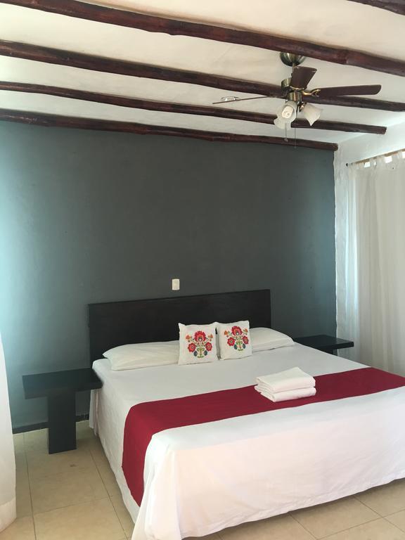 Hotel Arenas Mahahual Bagian luar foto