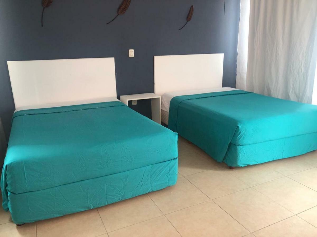 Hotel Arenas Mahahual Bagian luar foto